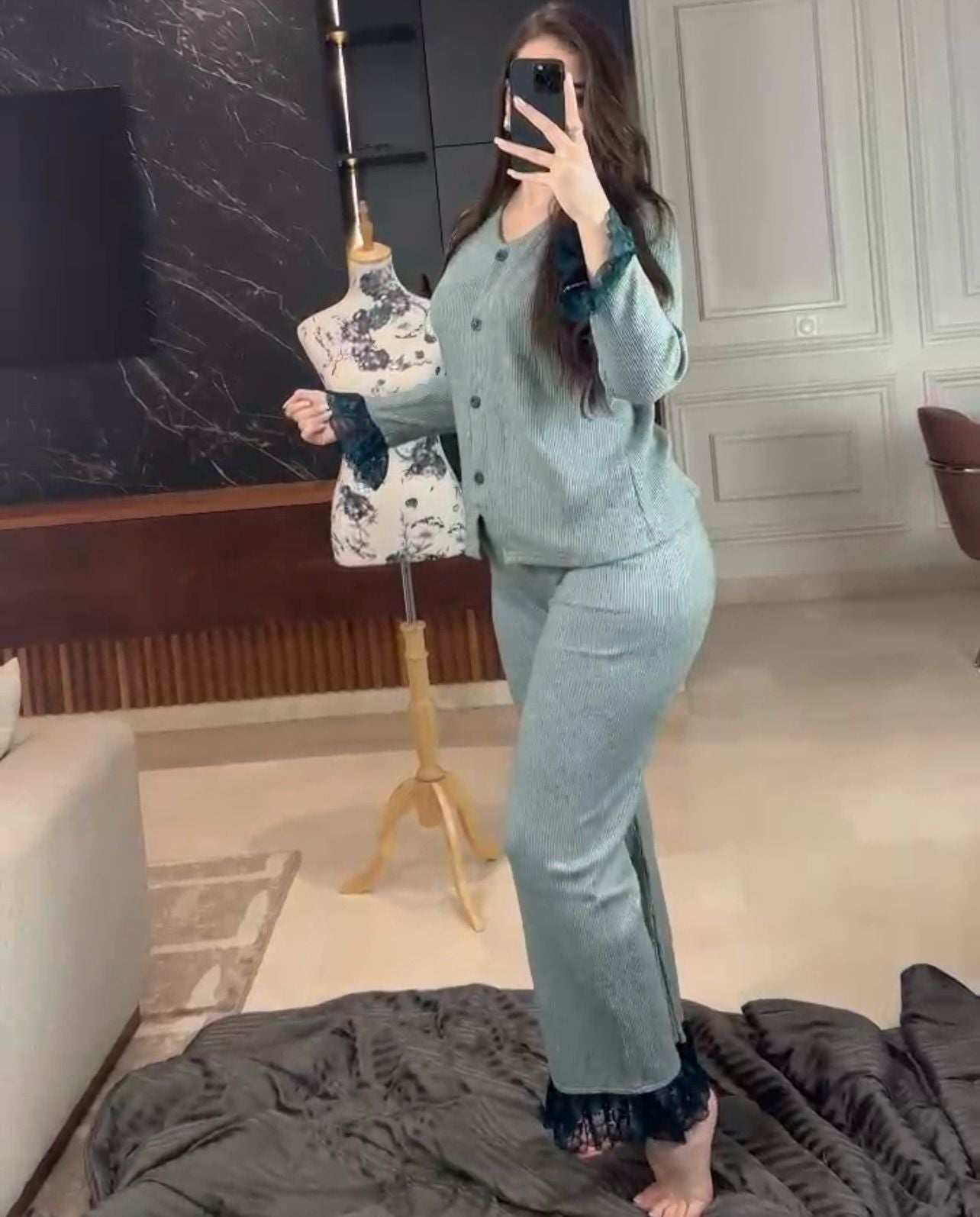 F-Pyjama finition en dentelle 100 % coton