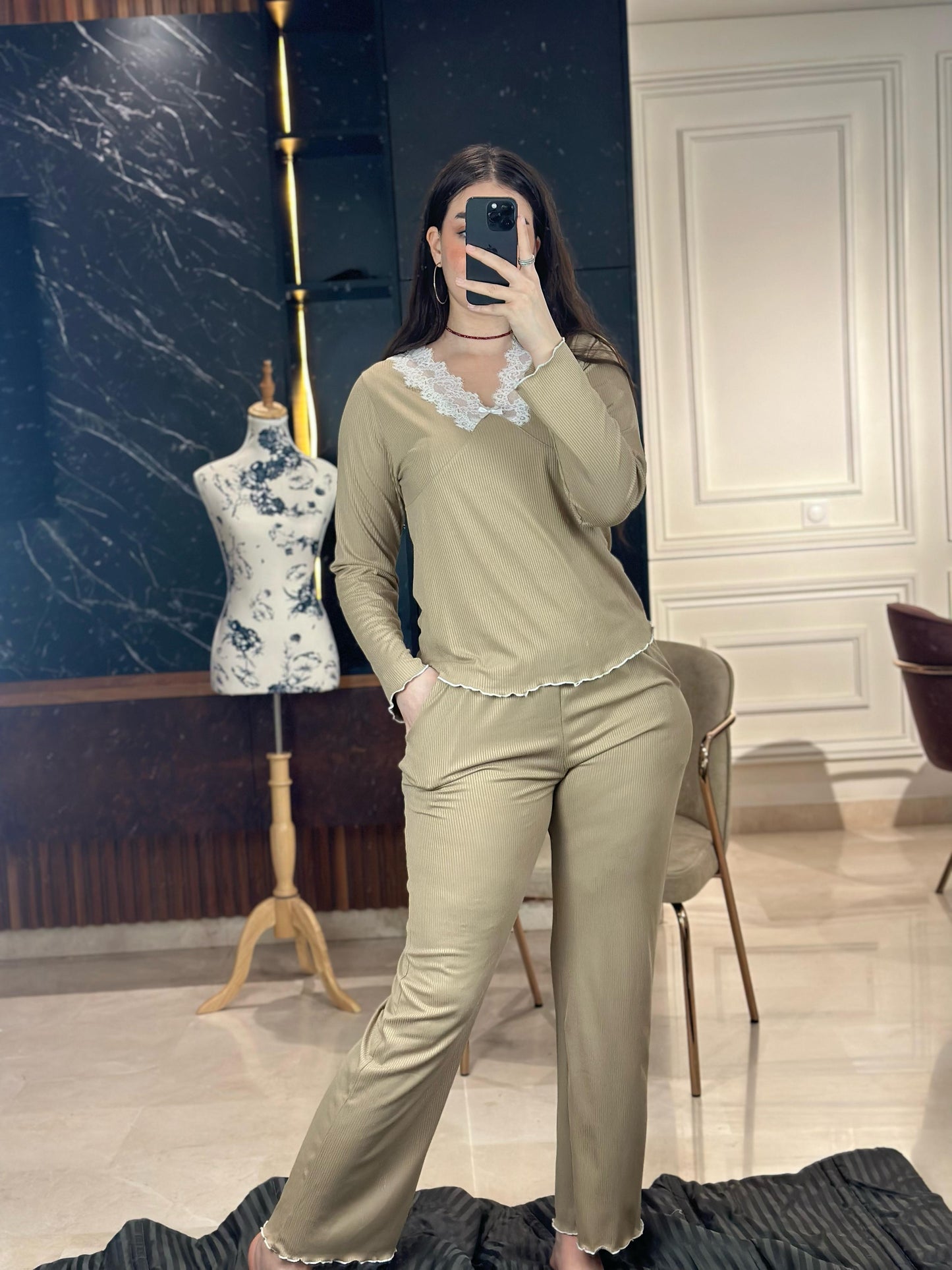 M10 - Pyjama à design unique tendance 2025