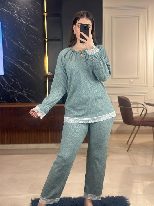 H-Pyjama finition en dentelle 100 % coton