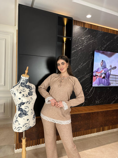 H-Pyjama finition en dentelle 100 % coton